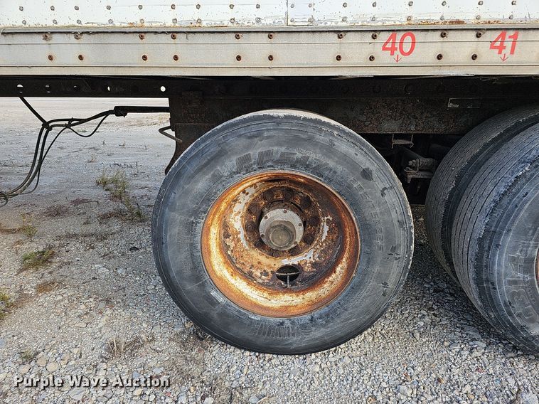 image for item DS5654 2000 Wabash National  dry van trailer