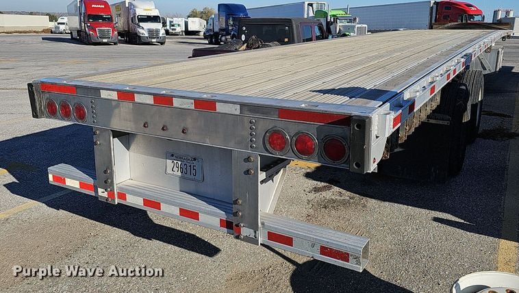 image for item DS5681 2020 Great Dane FXP-0029-00053  flatbed trailer