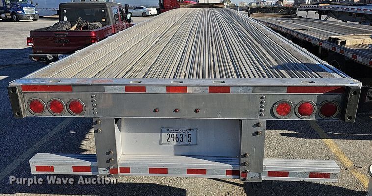 image for item DS5681 2020 Great Dane FXP-0029-00053  flatbed trailer