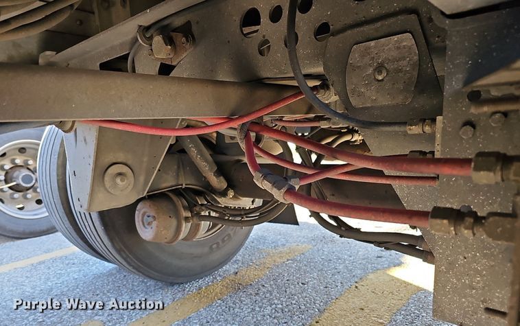 image for item DS5681 2020 Great Dane FXP-0029-00053  flatbed trailer