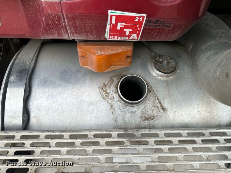 image for item DW2919 2005 Mack CL  dump truck