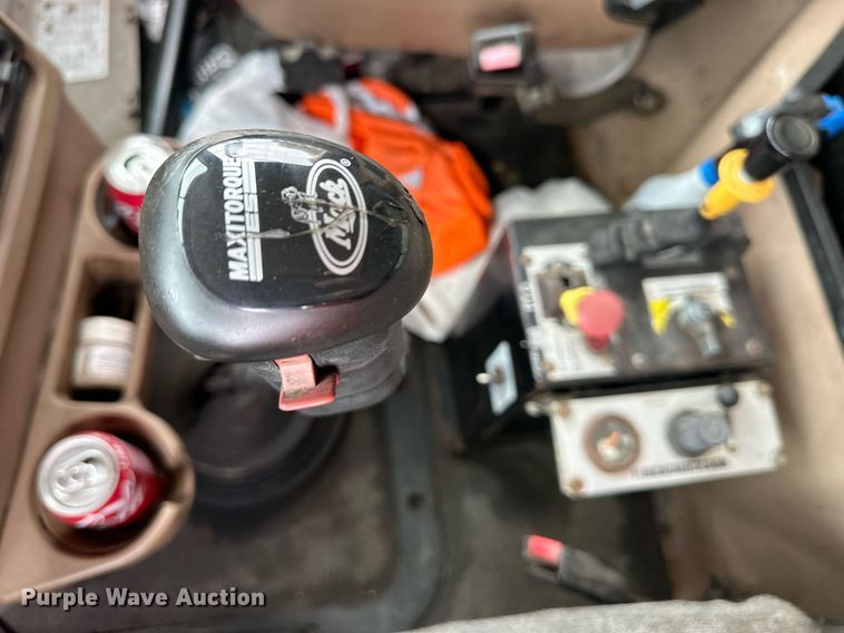 image for item DW2919 2005 Mack CL  dump truck