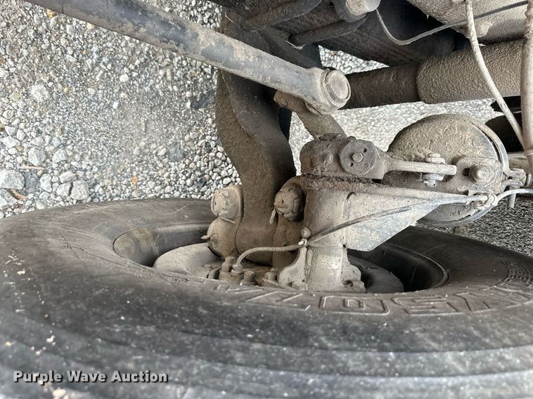 image for item DW2919 2005 Mack CL  dump truck