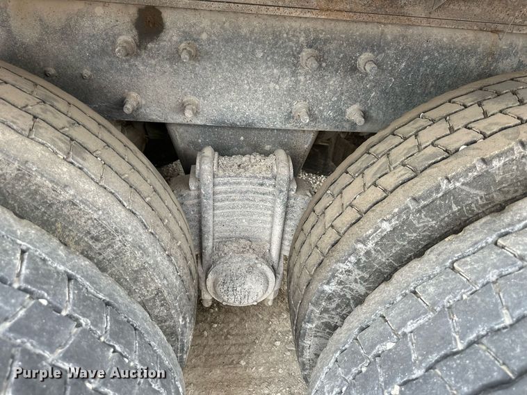 image for item DW2919 2005 Mack CL  dump truck