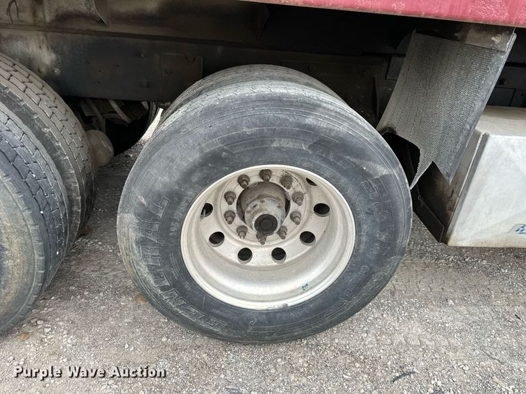 image for item DW2919 2005 Mack CL  dump truck