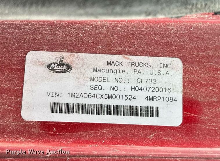 image for item DW2919 2005 Mack CL  dump truck