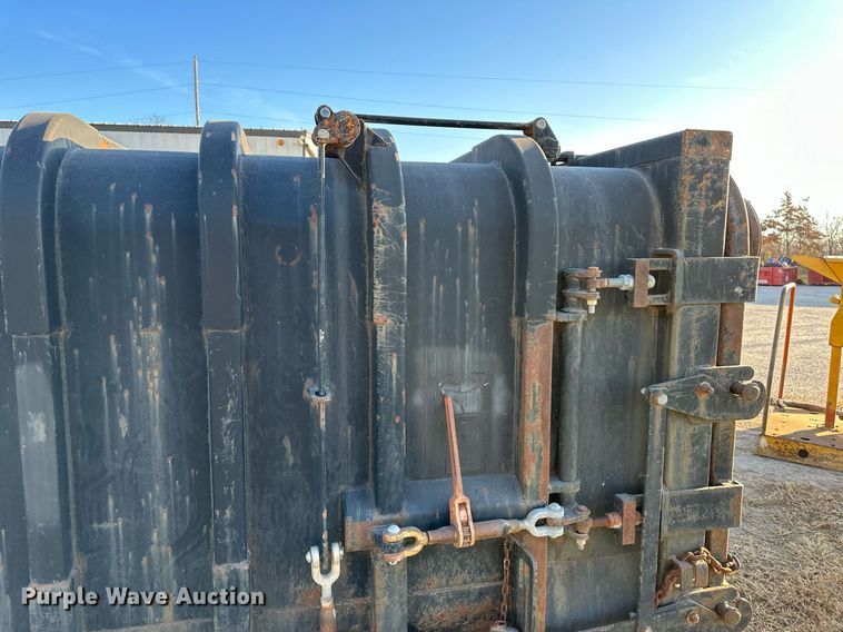 image for item DW2931 Wastequip Waste Shuttle  liquid roll-off container