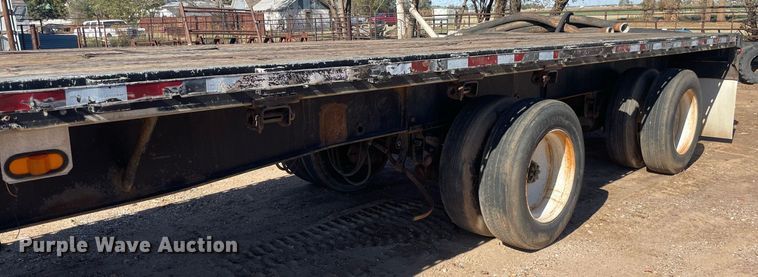 image for item GG9795 1996 Fruehauf PAA-NT1-NT1S-48W  flatbed trailer