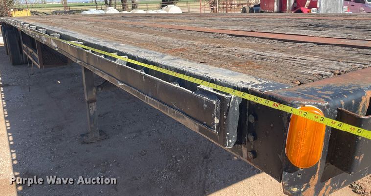 image for item GG9795 1996 Fruehauf PAA-NT1-NT1S-48W  flatbed trailer