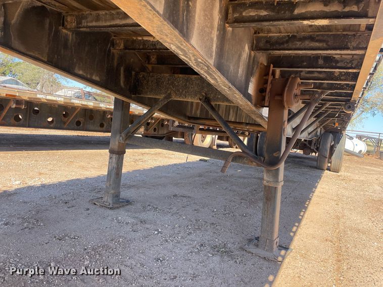 image for item GG9795 1996 Fruehauf PAA-NT1-NT1S-48W  flatbed trailer