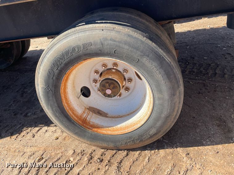 image for item GG9795 1996 Fruehauf PAA-NT1-NT1S-48W  flatbed trailer