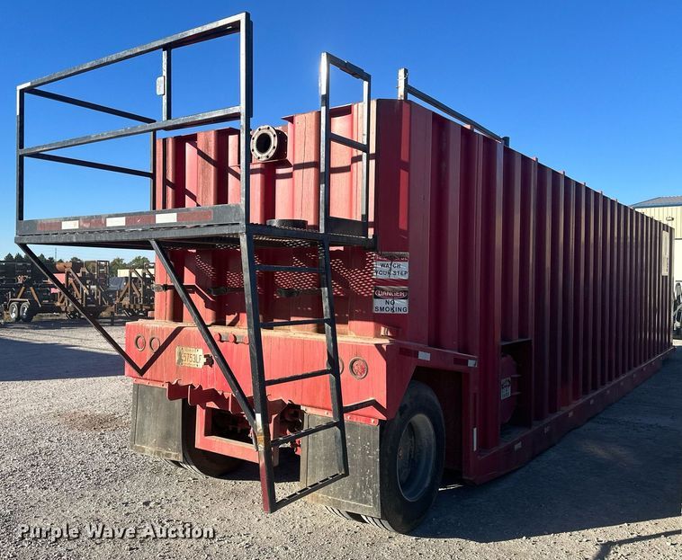 image for item IU9051 2004 VE Enterprises  frac tank trailer