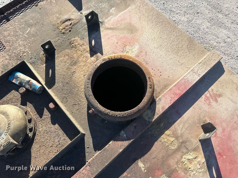 image for item IU9051 2004 VE Enterprises  frac tank trailer