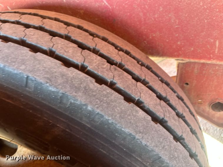 image for item IU9051 2004 VE Enterprises  frac tank trailer