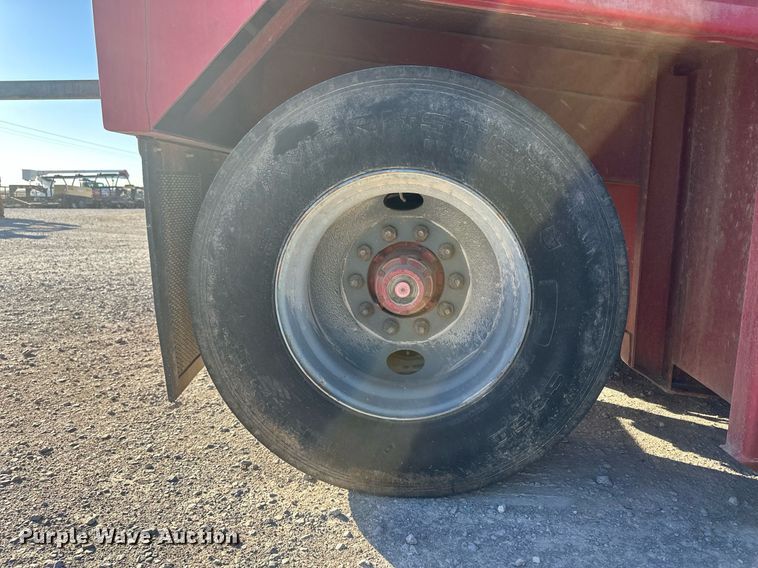 image for item IU9051 2004 VE Enterprises  frac tank trailer