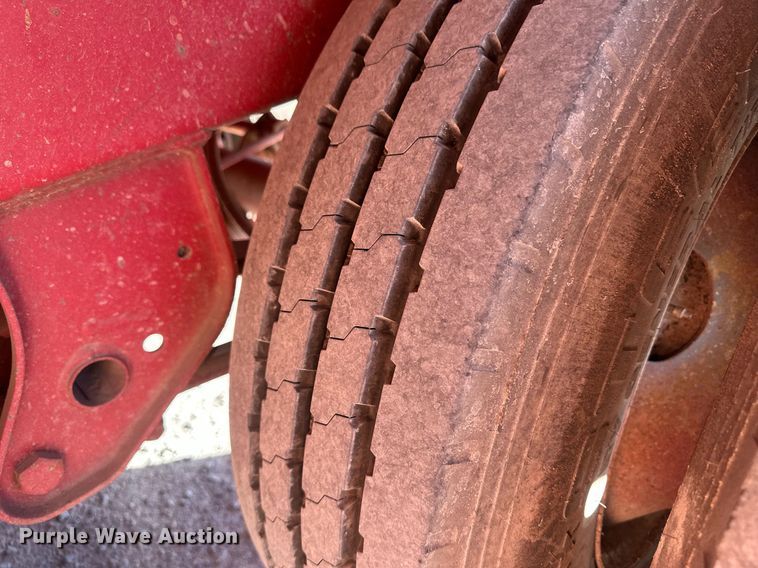 image for item IU9051 2004 VE Enterprises  frac tank trailer