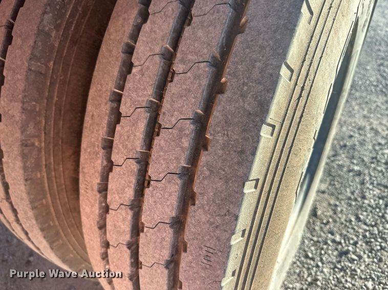 image for item IU9051 2004 VE Enterprises  frac tank trailer