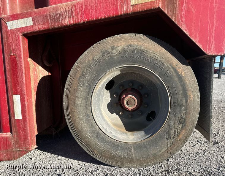 image for item IU9051 2004 VE Enterprises  frac tank trailer