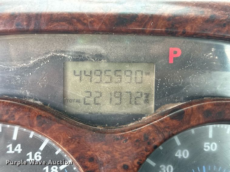 image for item IU9125 2007 Mack CHN613  winch truck