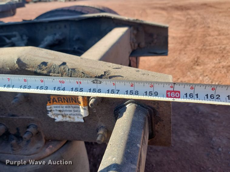 image for item JG9642 2012 Freightliner Cascadia  semi truck