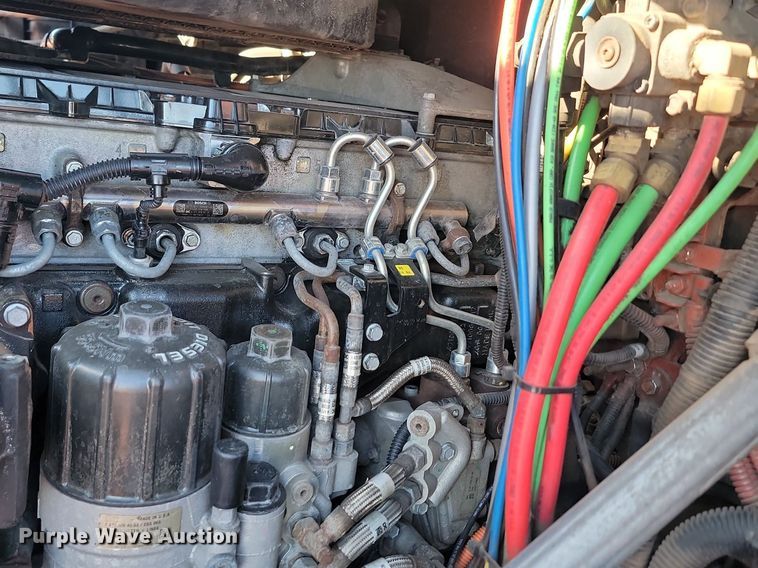 image for item JG9642 2012 Freightliner Cascadia  semi truck