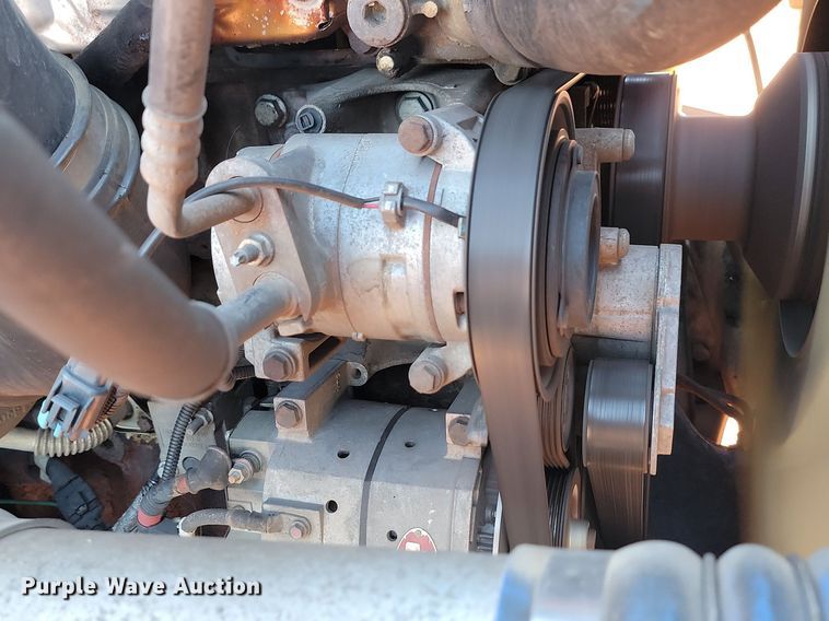 image for item JG9642 2012 Freightliner Cascadia  semi truck