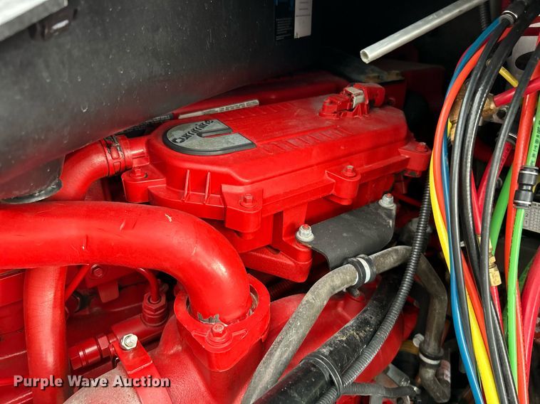 image for item KH9557 2013 Freightliner Cascadia  semi truck