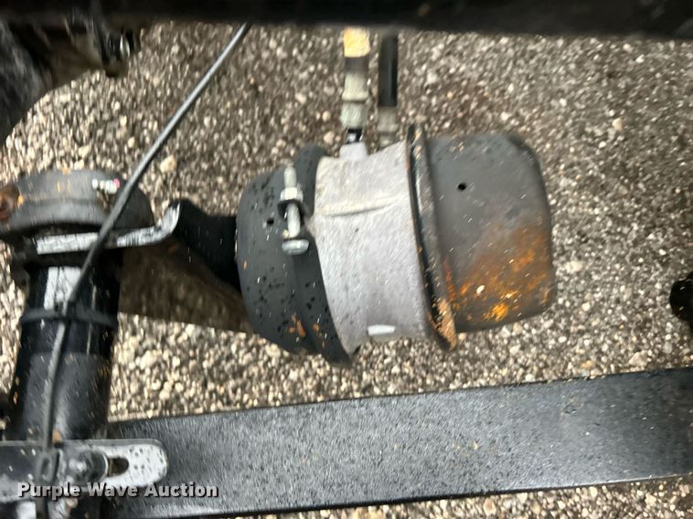 image for item KH9557 2013 Freightliner Cascadia  semi truck