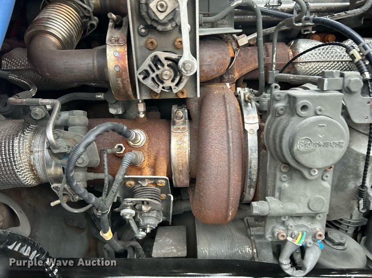 image for item KH9559 2014 Kenworth T680  semi truck