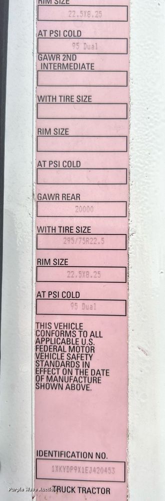 image for item KH9559 2014 Kenworth T680  semi truck