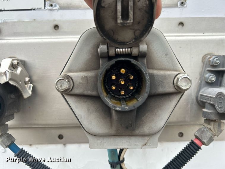 image for item KH9560 2014 Great Dane dry van trailer