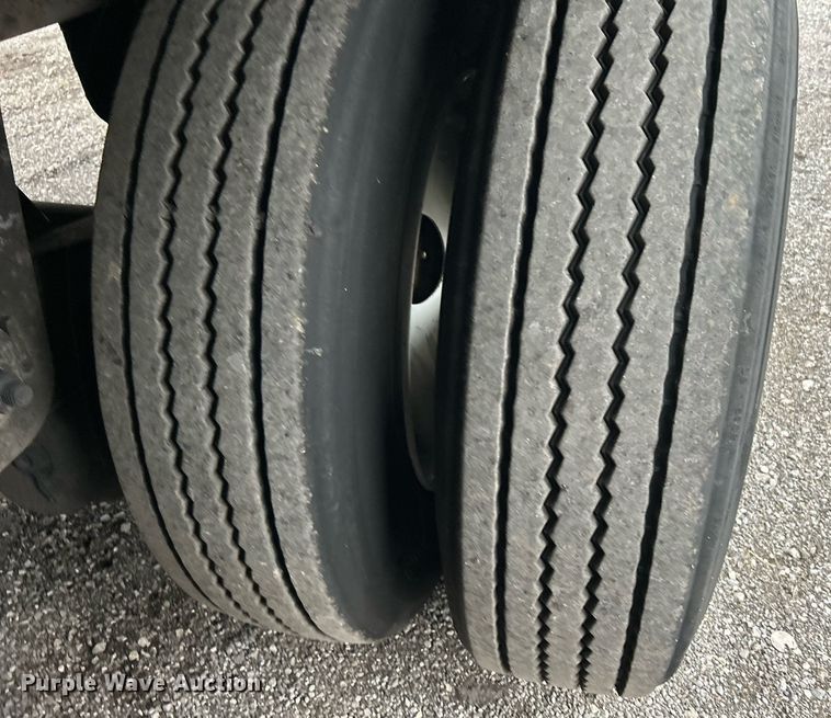 image for item KH9560 2014 Great Dane dry van trailer