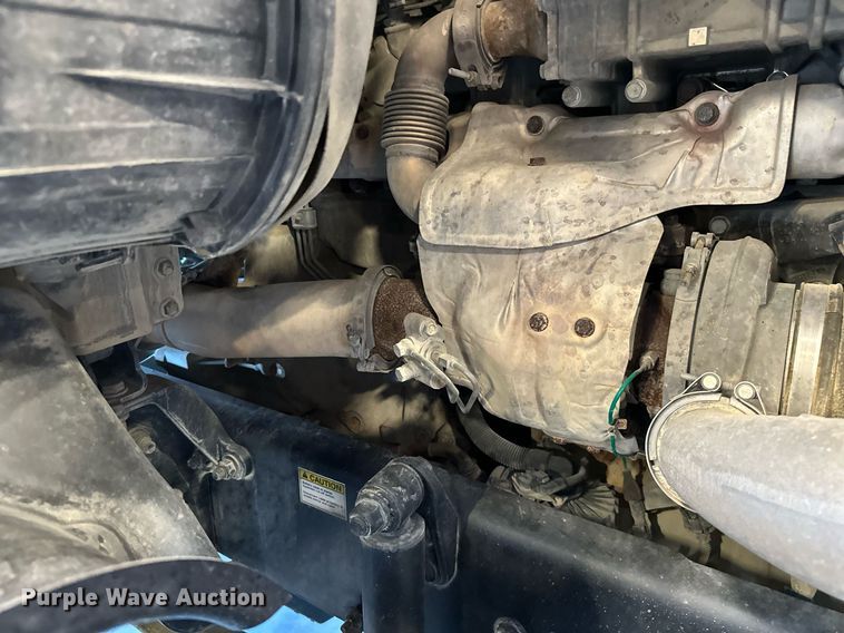 image for item KT9235 2015 Freightliner Cascadia  semi truck