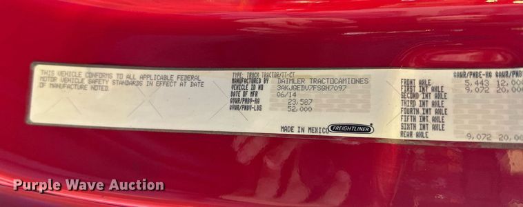 image for item KT9235 2015 Freightliner Cascadia  semi truck