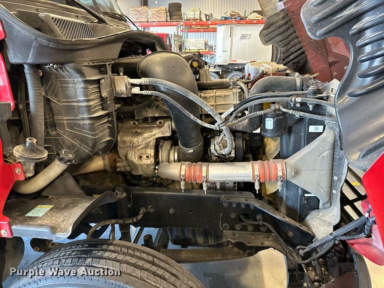 image for item KT9236 2015 Freightliner Cascadia  semi truck