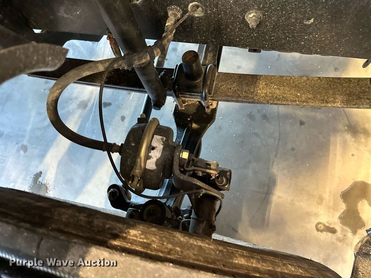 image for item KT9236 2015 Freightliner Cascadia  semi truck