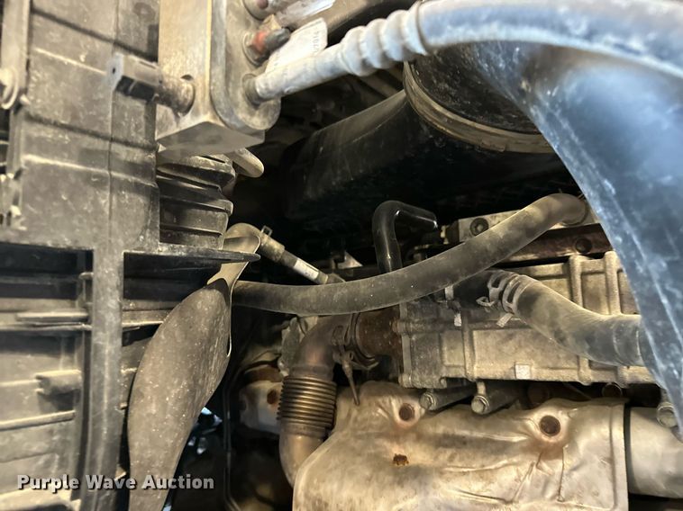 image for item KT9236 2015 Freightliner Cascadia  semi truck