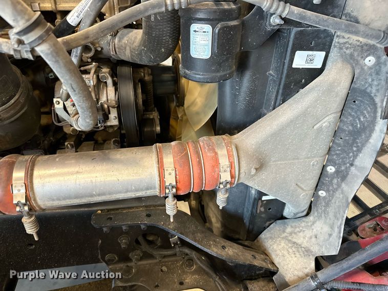 image for item KT9236 2015 Freightliner Cascadia  semi truck