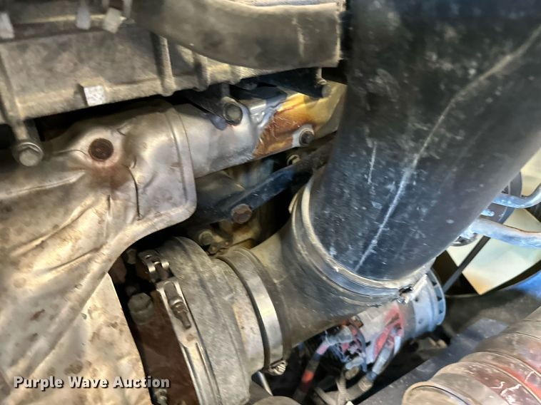 image for item KT9236 2015 Freightliner Cascadia  semi truck