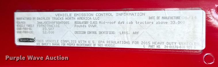 image for item KT9236 2015 Freightliner Cascadia  semi truck