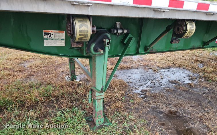 image for item LB9552 2003 Clark CCFBT2003  flatbed trailer