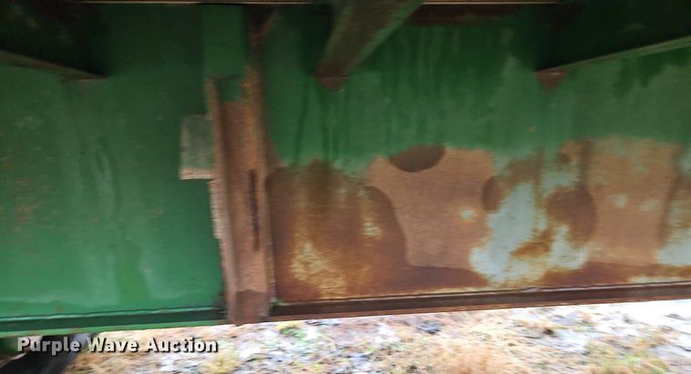 image for item LB9552 2003 Clark CCFBT2003  flatbed trailer