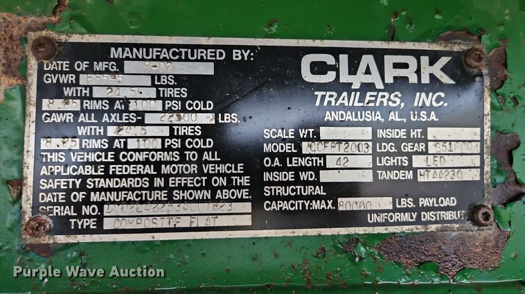 image for item LB9552 2003 Clark CCFBT2003  flatbed trailer