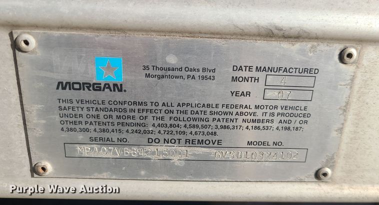 image for item LJ9377 2007 Hino 268  box truck