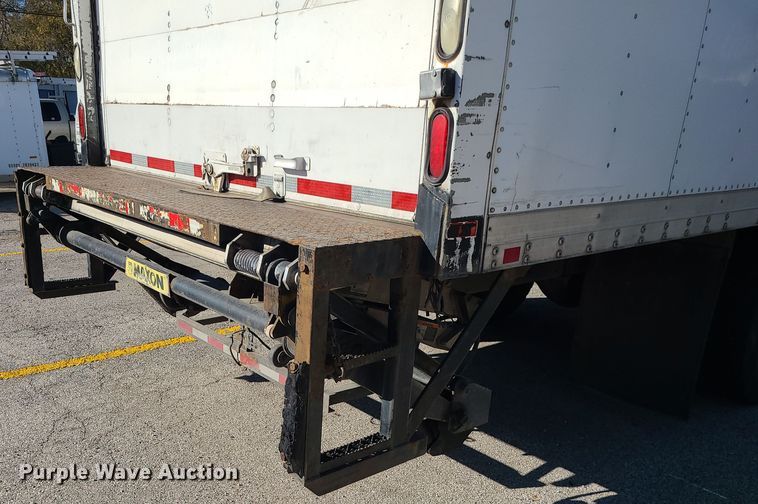 image for item LJ9377 2007 Hino 268  box truck