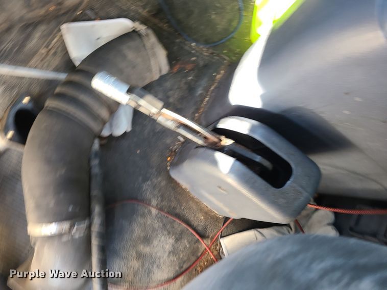 image for item LJ9377 2007 Hino 268  box truck