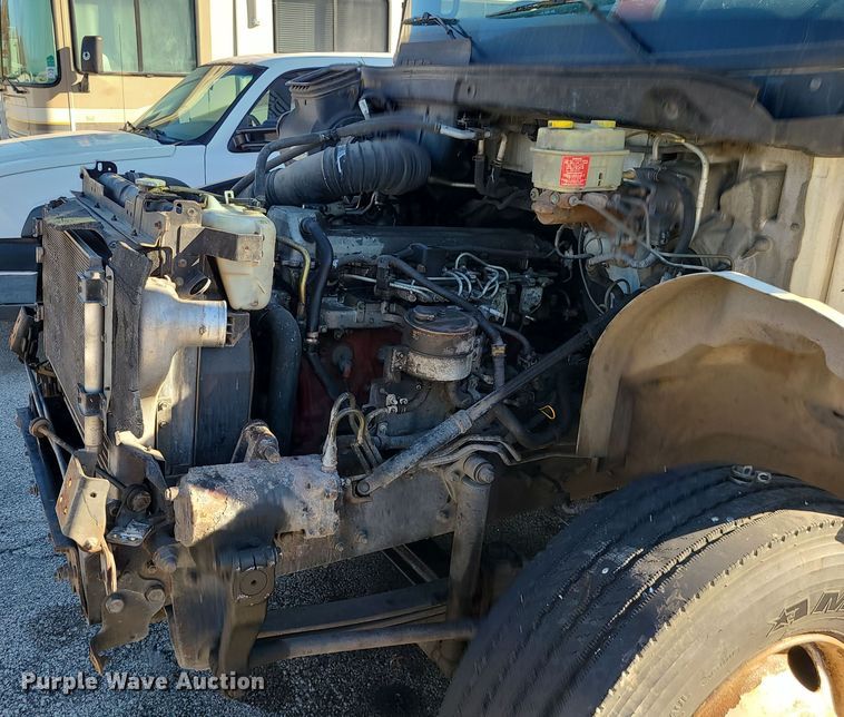 image for item LJ9377 2007 Hino 268  box truck