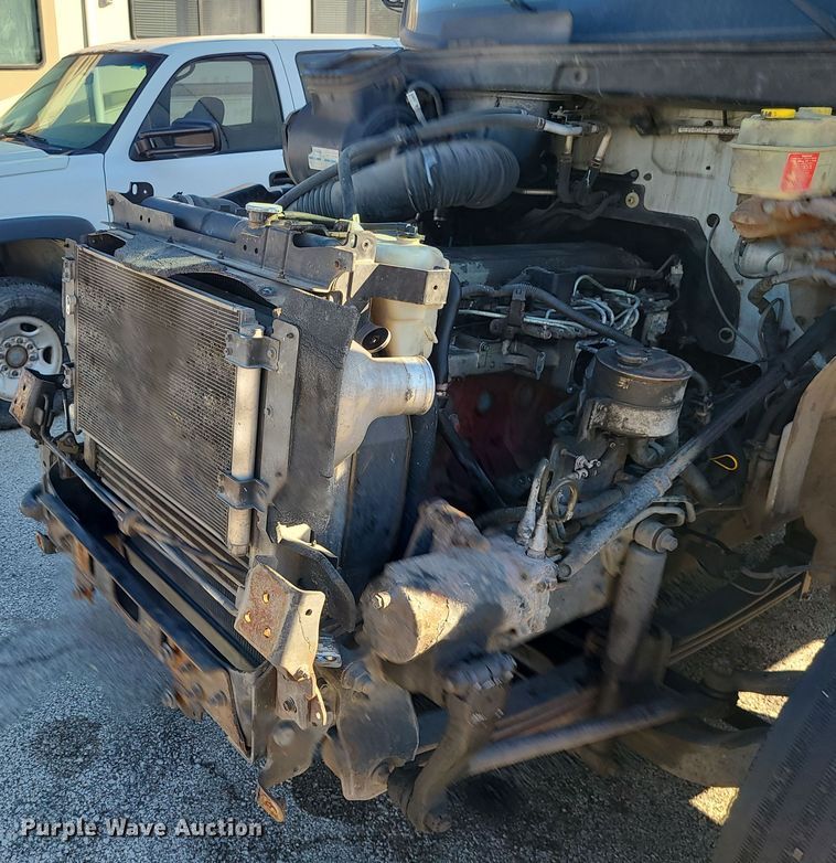 image for item LJ9377 2007 Hino 268  box truck