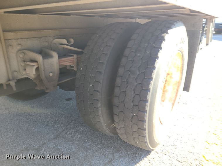 image for item LJ9377 2007 Hino 268  box truck