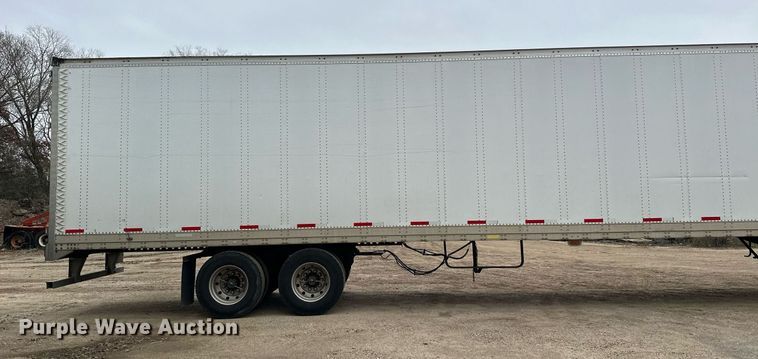 image for item LO9315 2013 Stoughton AVE-535T-S-C-AR  dry van trailer